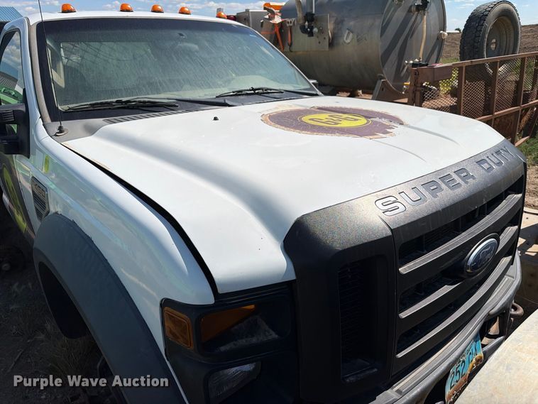 image for item ER1982 2008 Ford F450 Super Duty flatbed truck