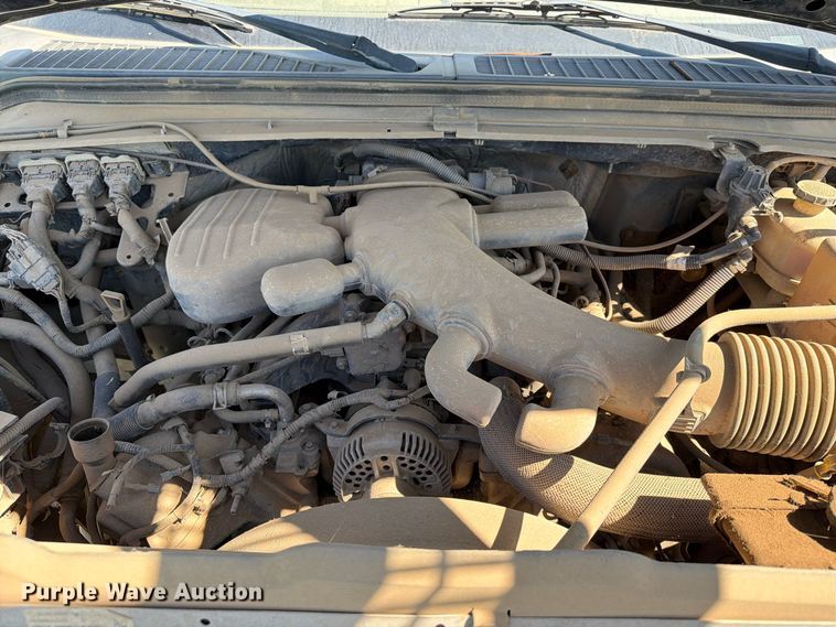 image for item ER1982 2008 Ford F450 Super Duty flatbed truck