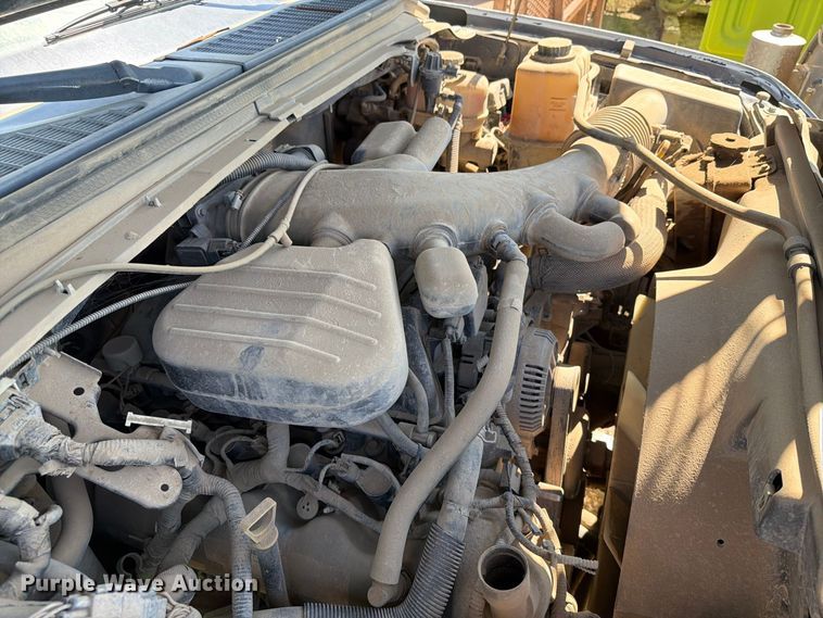 image for item ER1982 2008 Ford F450 Super Duty flatbed truck