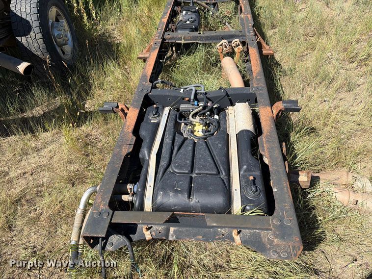 image for item ER1983 2017 Ford F550 Super Duty truck cab and chassis