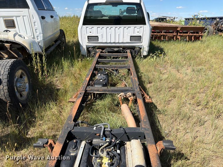 image for item ER1983 2017 Ford F550 Super Duty truck cab and chassis