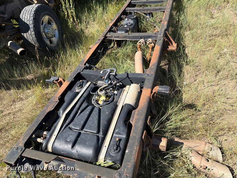 image for item ER1983 2017 Ford F550 Super Duty truck cab and chassis