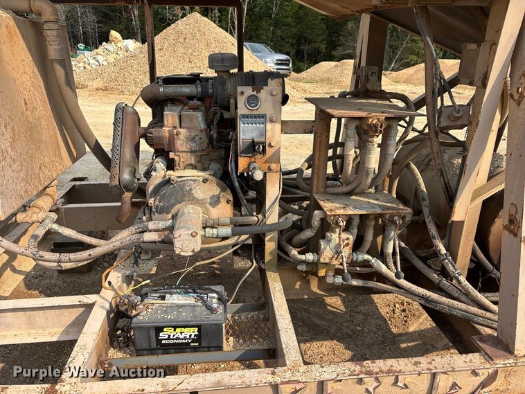 image for item ER3215 Screen USA BF3502 screening plant