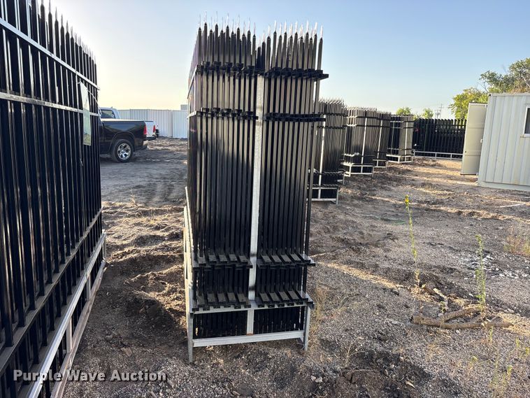 image for item ES8058 (22) 2024 EINGP F10 fence panels