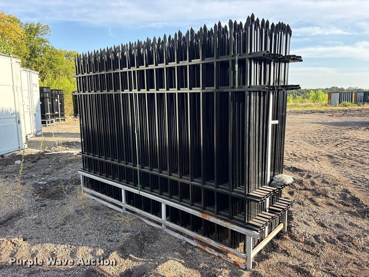 image for item ES8059 (22) 2024 EINGP F10 fence panels