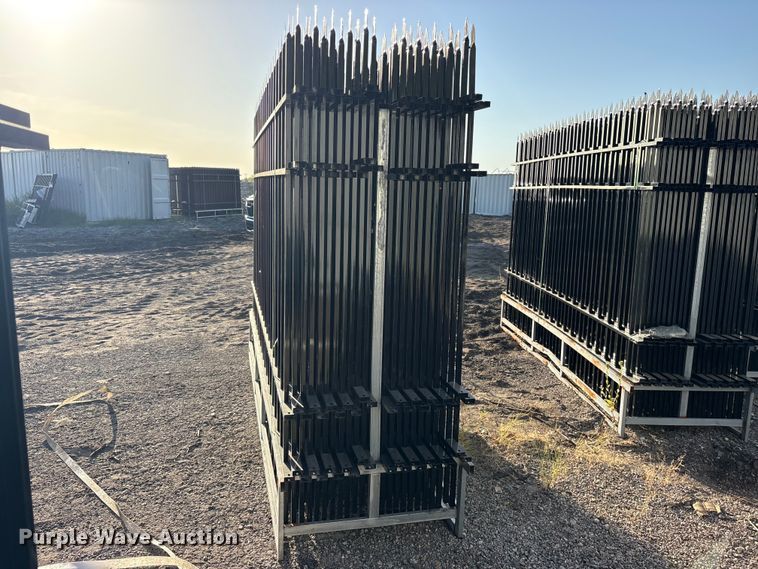 image for item ES8060 (22) 2024 EINGP F10 fence panels