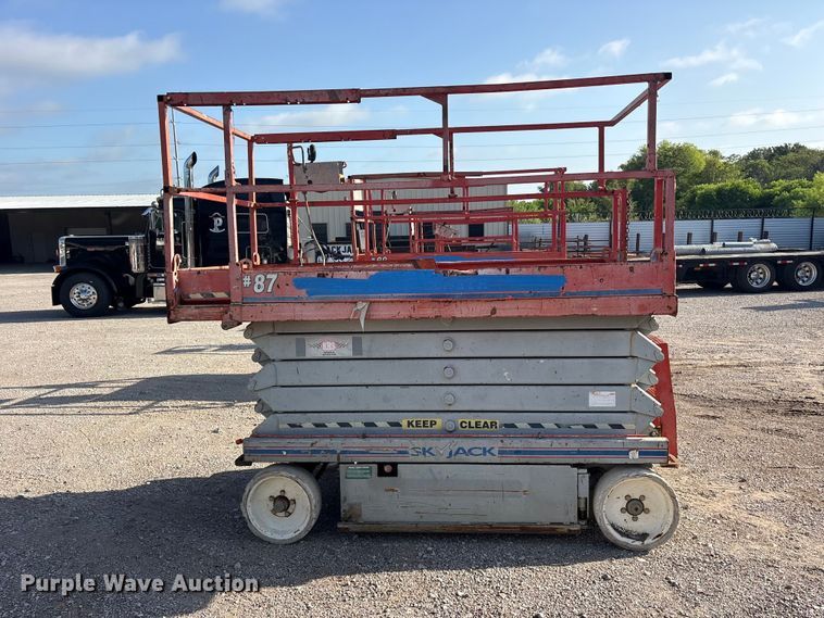 image for item ET0385 2008 Skyjack SJ4632 scissor lift