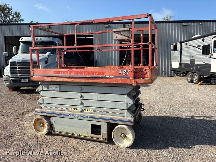 image for item ET0385 2008 Skyjack SJ4632 scissor lift