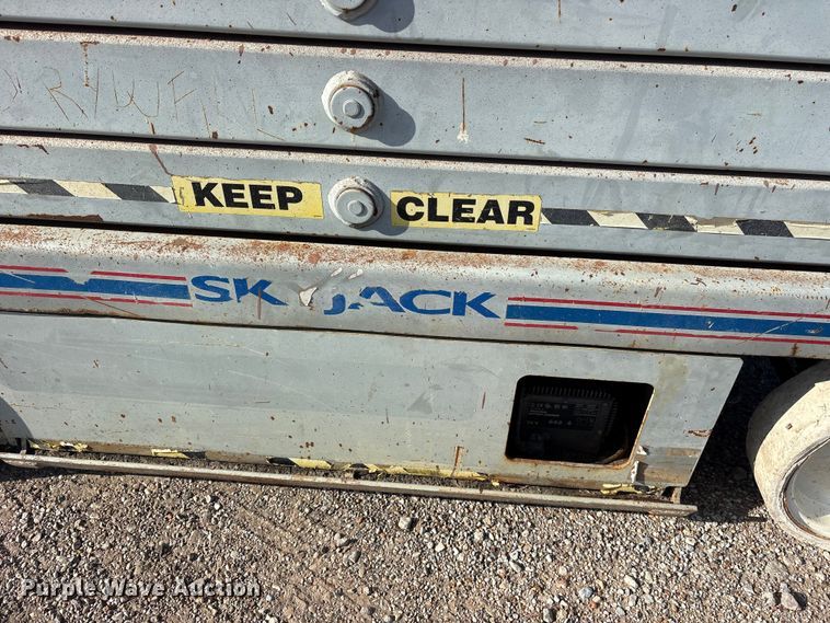 image for item ET0385 2008 Skyjack SJ4632 scissor lift