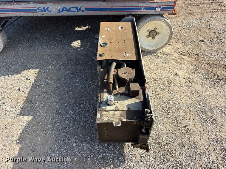 image for item ET0387 2008 Skytrack SJ4632 scissor lift