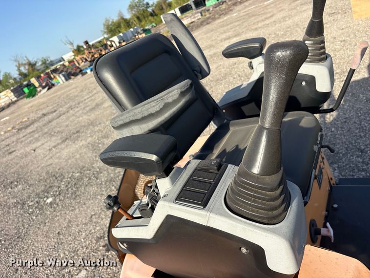 image for item ET0417 2024 Erie EM15 mini excavator