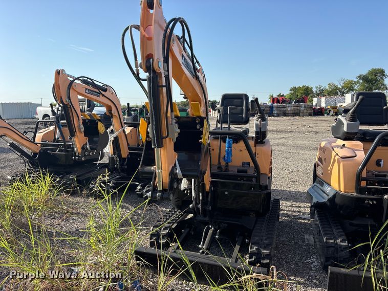 image for item ET0420 2024 Erie EM15 mini excavator