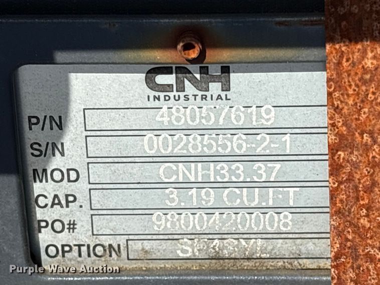 image for item ET0585 CNH Industrial CNH33.37 excavator attachments