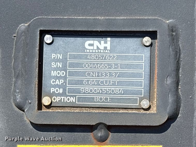 image for item ET0586 CNH Industrial excavator attachments