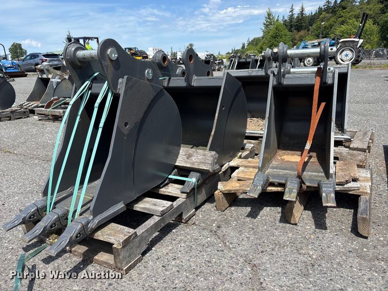 image for item ET0588 CNH Industrial CNH33.37 excavator attachments