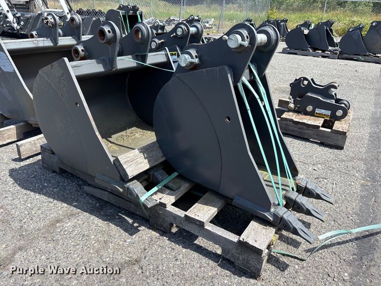 image for item ET0588 CNH Industrial CNH33.37 excavator attachments