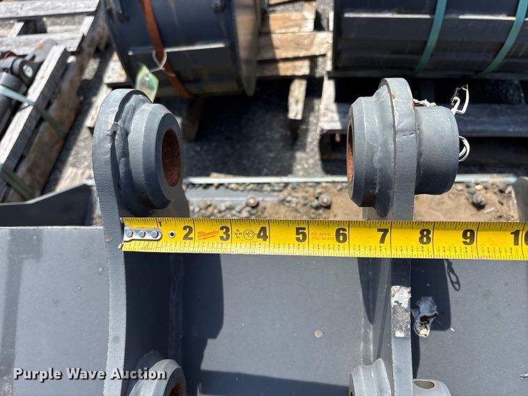 image for item ET0588 CNH Industrial CNH33.37 excavator attachments