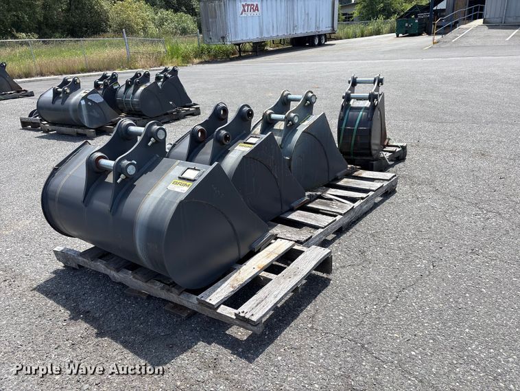 image for item ET0589 CNH Industrial CNH33.37 excavator attachments