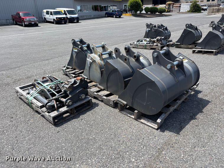 image for item ET0589 CNH Industrial CNH33.37 excavator attachments