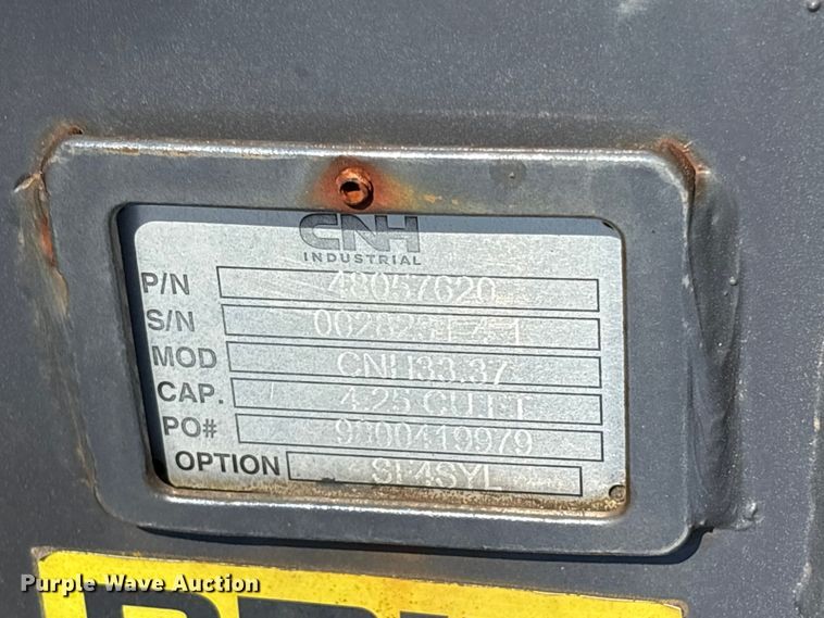 image for item ET0589 CNH Industrial CNH33.37 excavator attachments