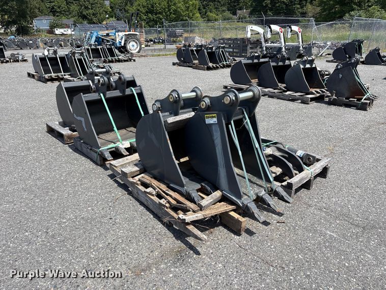 image for item ET0592 CNH Industrial CNH33.37 excavator attachments