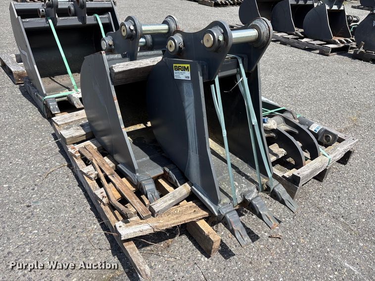 image for item ET0592 CNH Industrial CNH33.37 excavator attachments