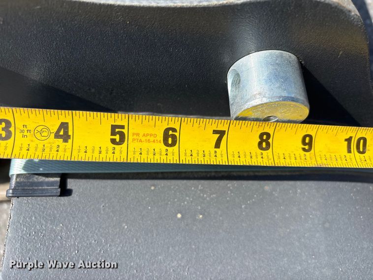 image for item ET0592 CNH Industrial CNH33.37 excavator attachments