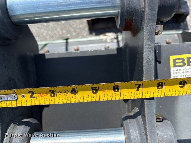image for item ET0592 CNH Industrial CNH33.37 excavator attachments