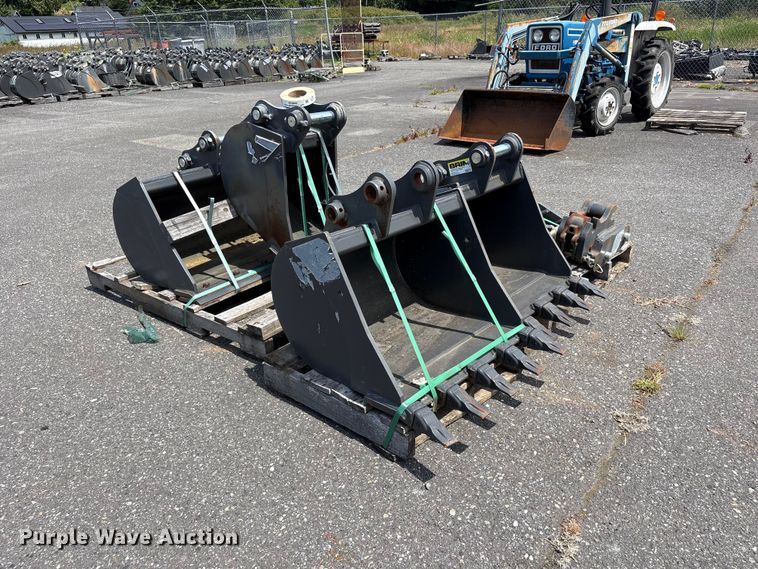 image for item ET0594 CNH Industrial CNH33.37 excavator attachments