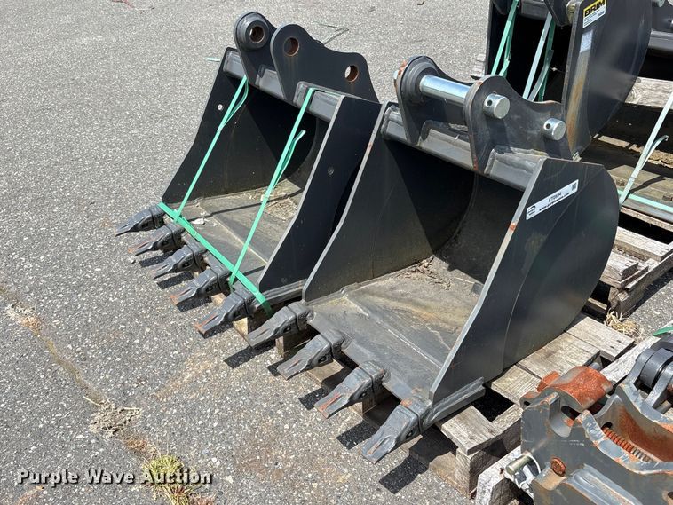 image for item ET0594 CNH Industrial CNH33.37 excavator attachments