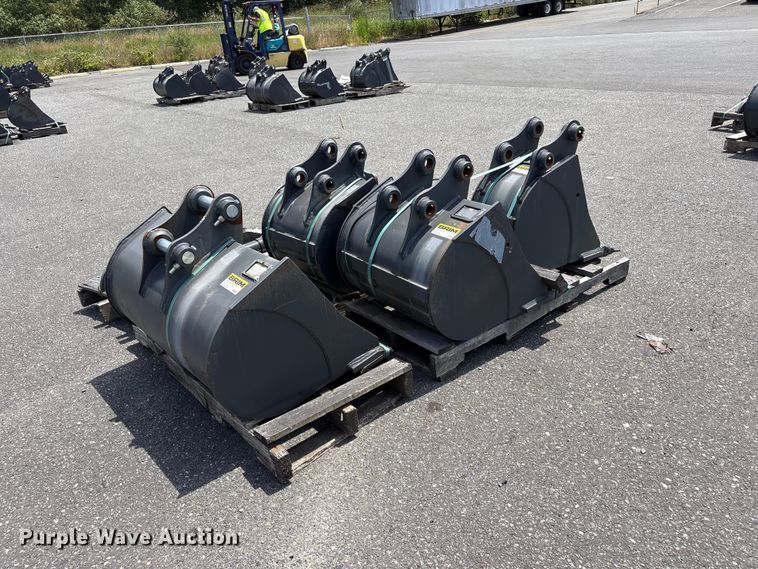 image for item ET0595 CNH Industrial CNH33.37 excavator attachments