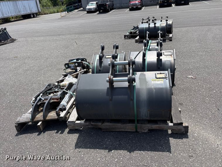 image for item ET0595 CNH Industrial CNH33.37 excavator attachments