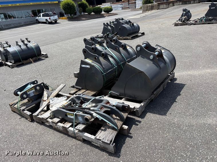 image for item ET0595 CNH Industrial CNH33.37 excavator attachments