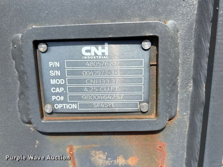 image for item ET0595 CNH Industrial CNH33.37 excavator attachments