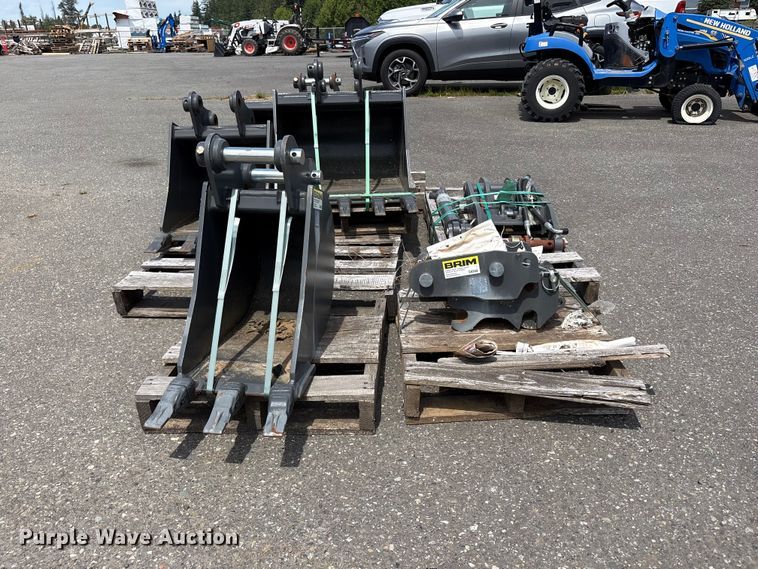 image for item ET0598 CNH Industrial CNH33.37 excavator attachments