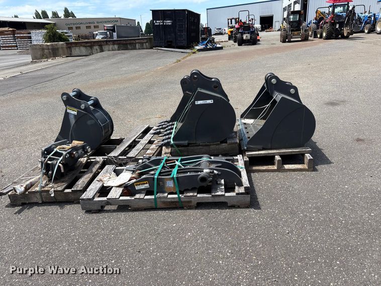 image for item ET0598 CNH Industrial CNH33.37 excavator attachments