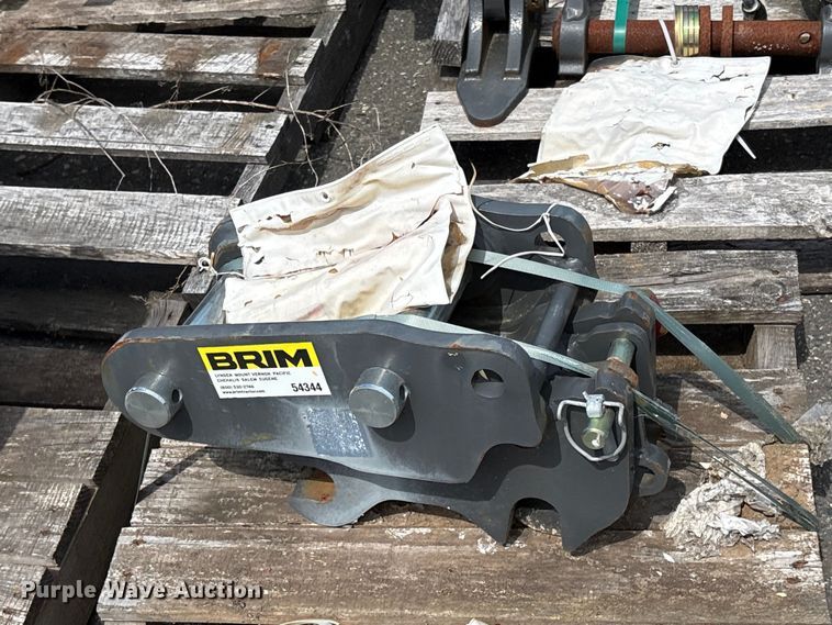 image for item ET0598 CNH Industrial CNH33.37 excavator attachments