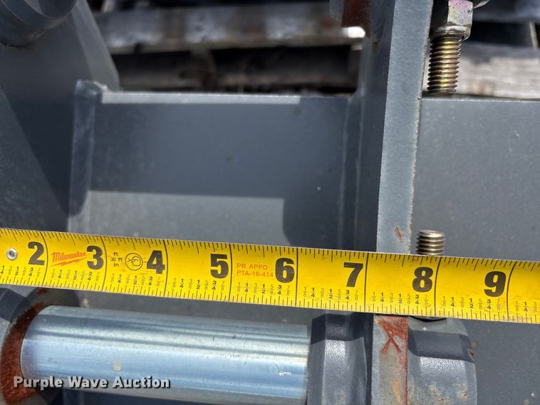 image for item ET0598 CNH Industrial CNH33.37 excavator attachments