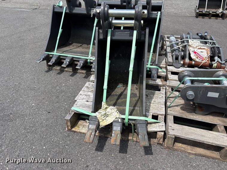 image for item ET0600 CNH Industrial CNH33.37 excavator attachments