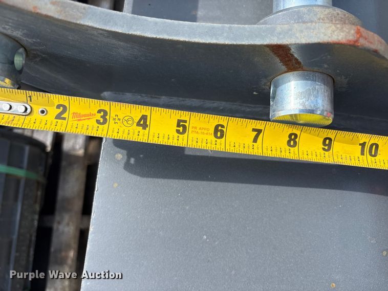 image for item ET0600 CNH Industrial CNH33.37 excavator attachments