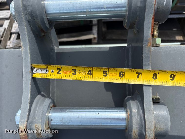 image for item ET0601 CNH Industrial CNH33.37 excavator attachments