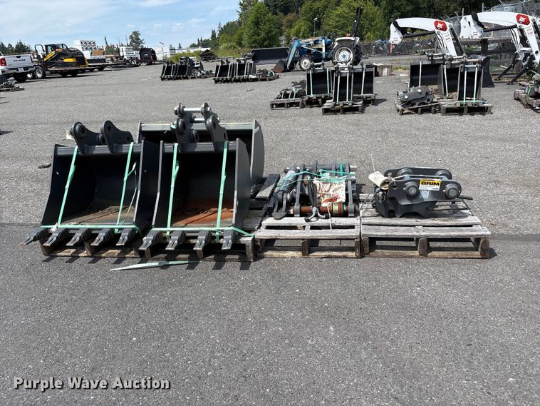 image for item ET0603 CNH Industrial CNH33.37 excavator attachments