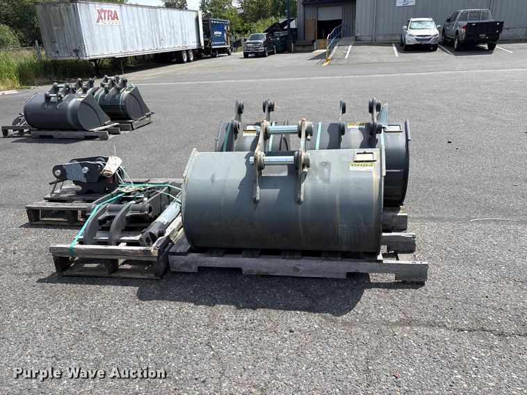 image for item ET0603 CNH Industrial CNH33.37 excavator attachments