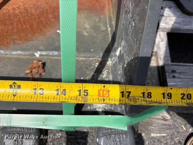 image for item ET0603 CNH Industrial CNH33.37 excavator attachments