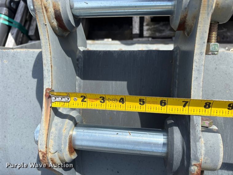 image for item ET0603 CNH Industrial CNH33.37 excavator attachments