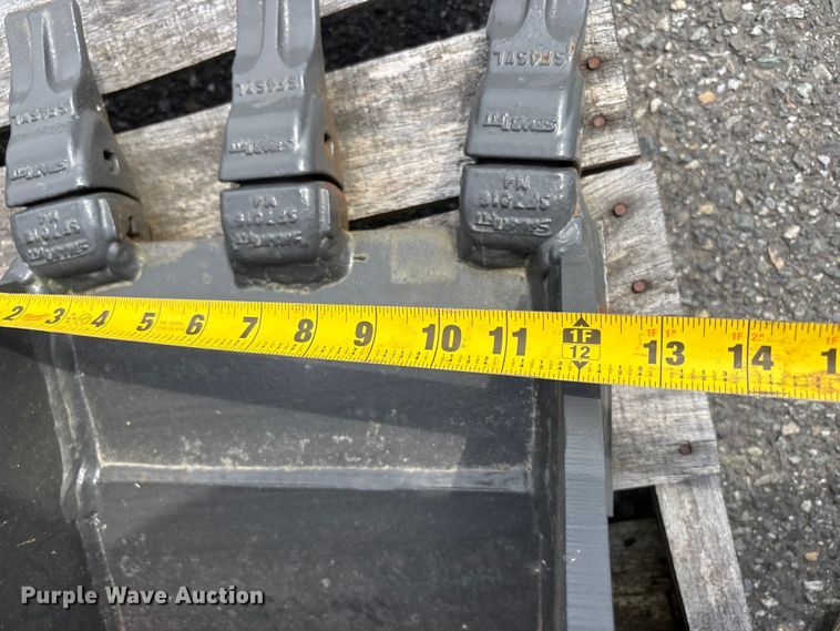 image for item ET0605 CNH Industrial CNH33.37 excavator attachments