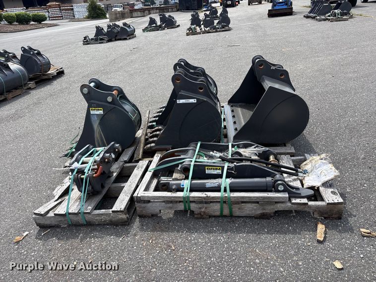 image for item ET0607 CNH Industrial CNH33.37 excavator attachments