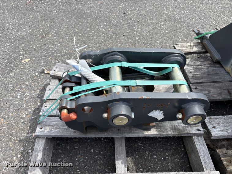 image for item ET0607 CNH Industrial CNH33.37 excavator attachments