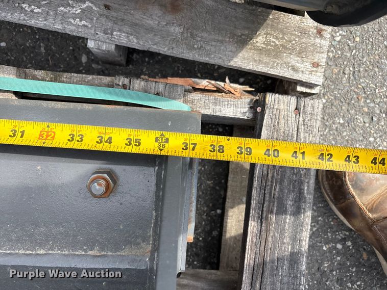 image for item ET0607 CNH Industrial CNH33.37 excavator attachments