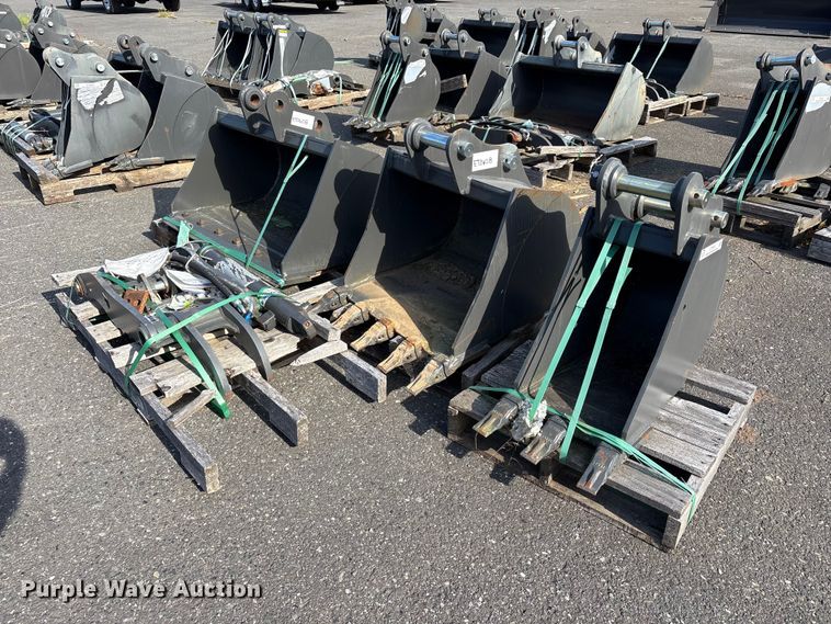 CNH Industrial CNH33.37 excavator attachments